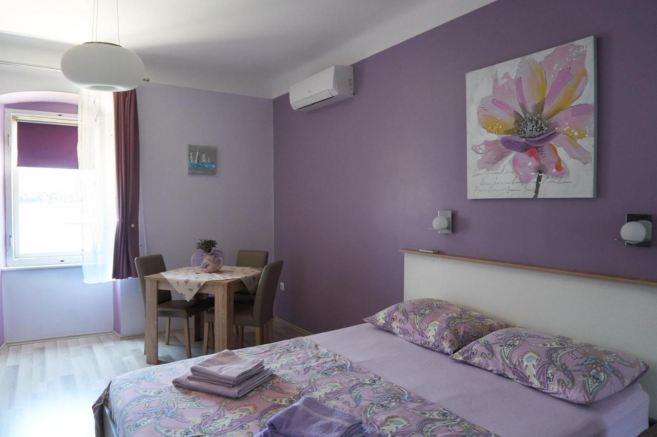 Apartments Nives 茨雷斯 外观 照片